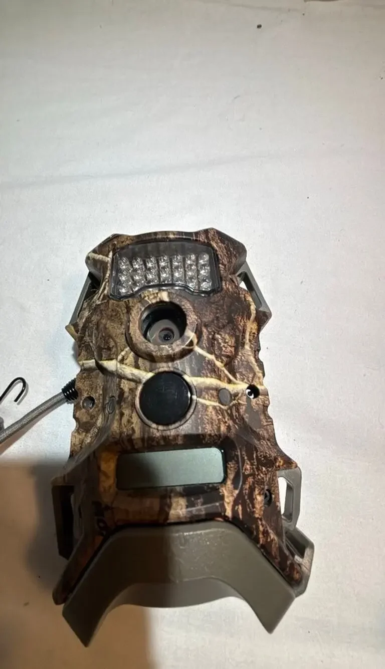 WildGame Innovations Trail Camera - Mossy Oak Country DNA